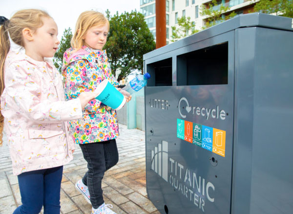 1 279782 Belfast Titanic Quarter new bins